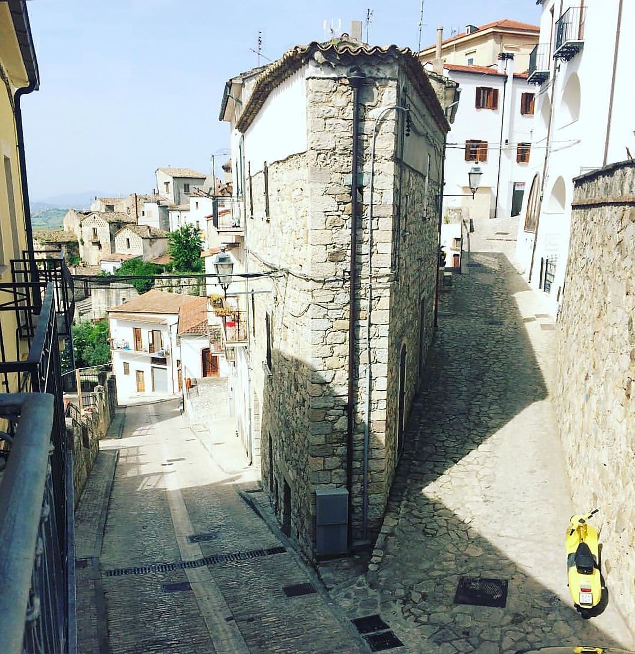 Un arco del centro storico